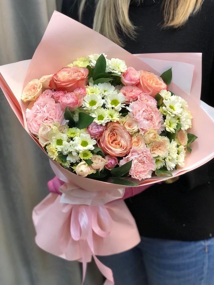 Букет цветов из: Гвоздики, Розы и Хризантемы в Хучнях