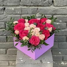 Цветочная композиция из Розы в коробке в Хучнях
