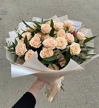 Букет Кремовые розы Латте в Хучнях