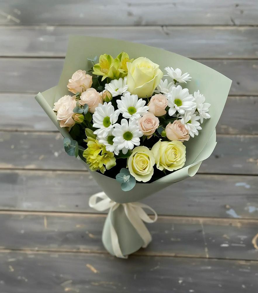 Букет цветов из: Альстромерии, Розы и Хризантемы в Хучнях