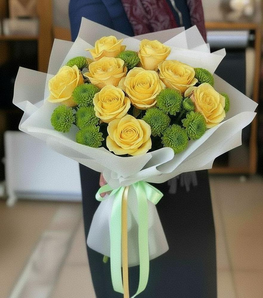 Букет цветов из: Хризантемы и Розы в Хучнях