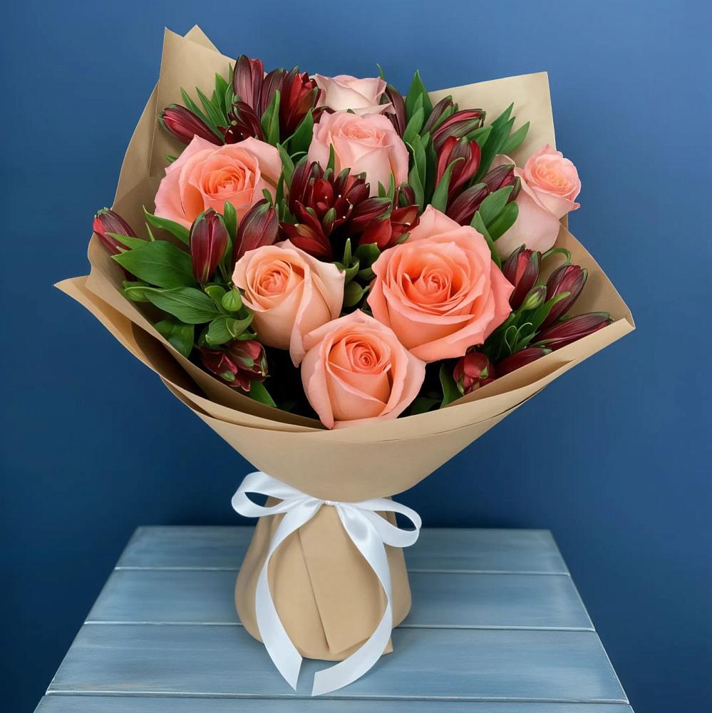 Букет цветов из: Розы и Альстромерии в Хучнях