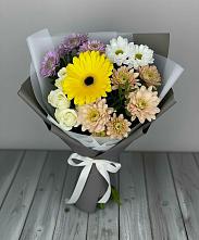 Букет цветов из:  Розы, Герберы и Хризантемы в Хучнях
