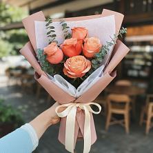Букет цветов из:  Розы в Хучнях