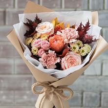 Букет цветов из:  Гвоздики, Хризантемы и Розы в Хучнях
