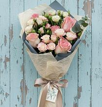 Букет цветов из:  Розы #REPLACE_PRED# Хучнях