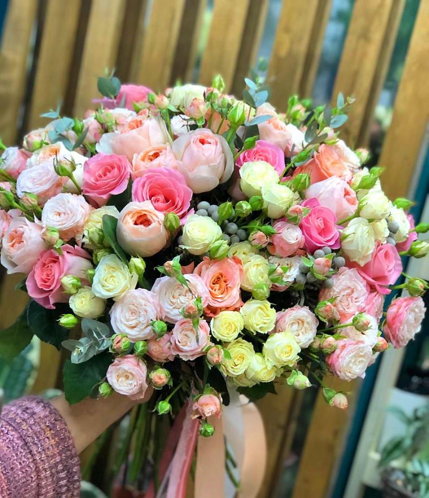 Букет цветов из: Розы в Хучнях