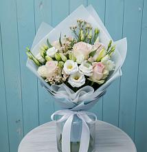 Букет цветов из:  Розы и Лизиантусы #REPLACE_PRED# Хучнях