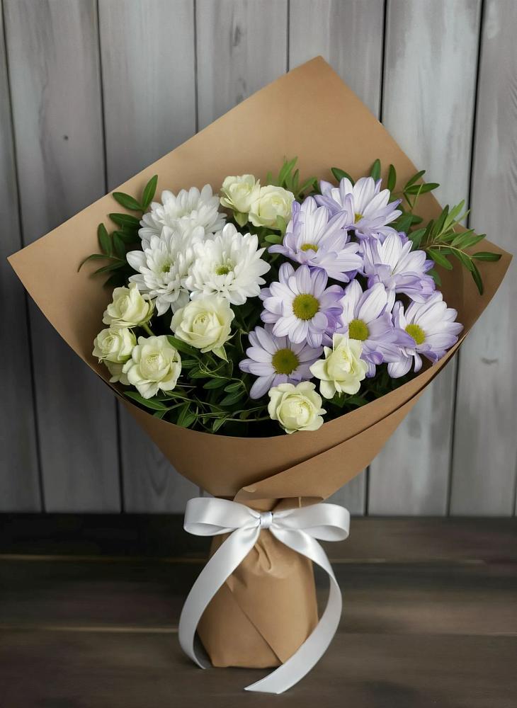 Букет цветов из: Хризантемы и Розы в Хучнях