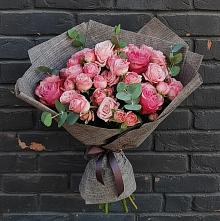 Букет цветов из:  Розы в Хучнях